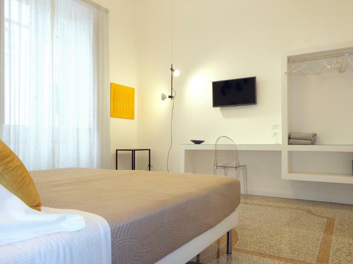 Re Ruggero Rooms Reggio de Calabre Extérieur photo